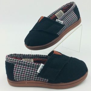 TOMS Sherpa Lined Toddler Shoes Size 7